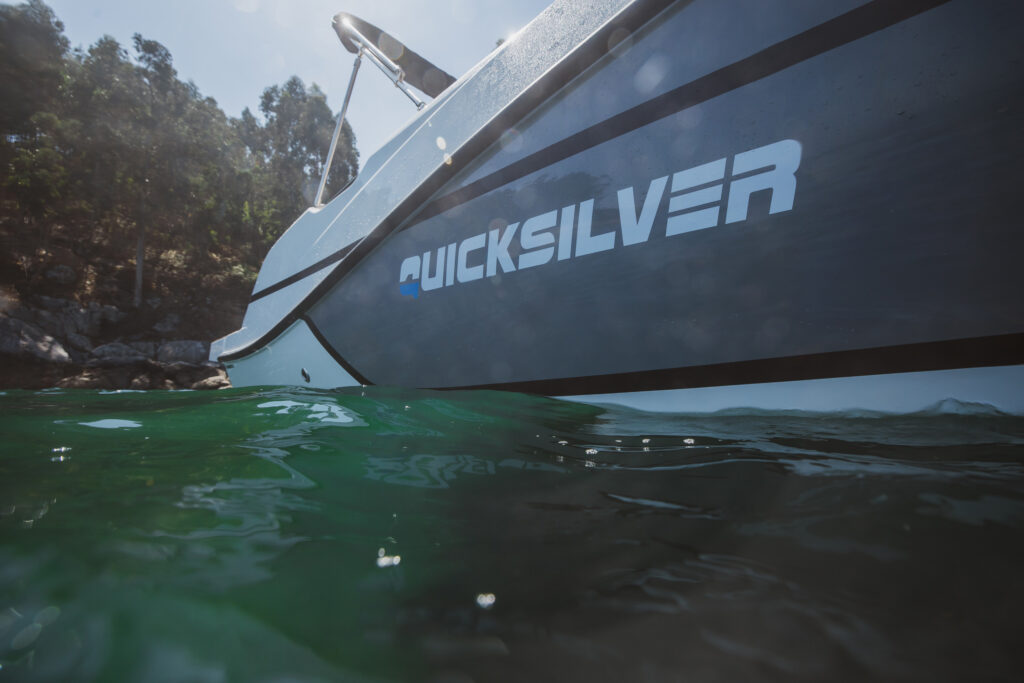 Quicksilver 625 Open