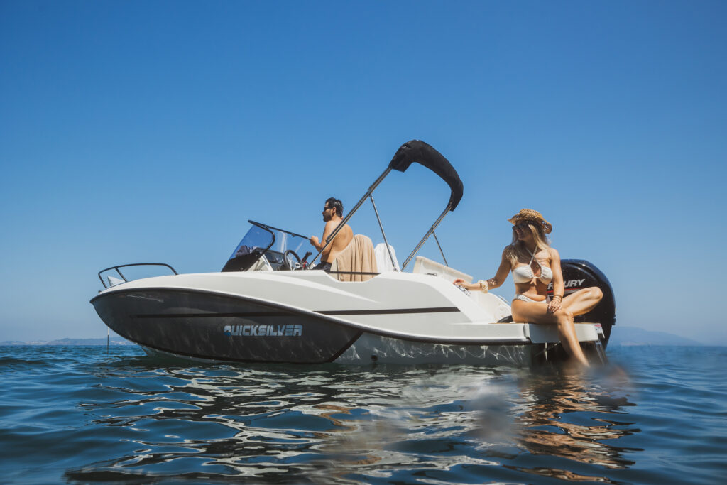Quicksilver 625 Open