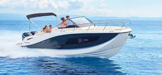 Quicksilver 875 Sundeck