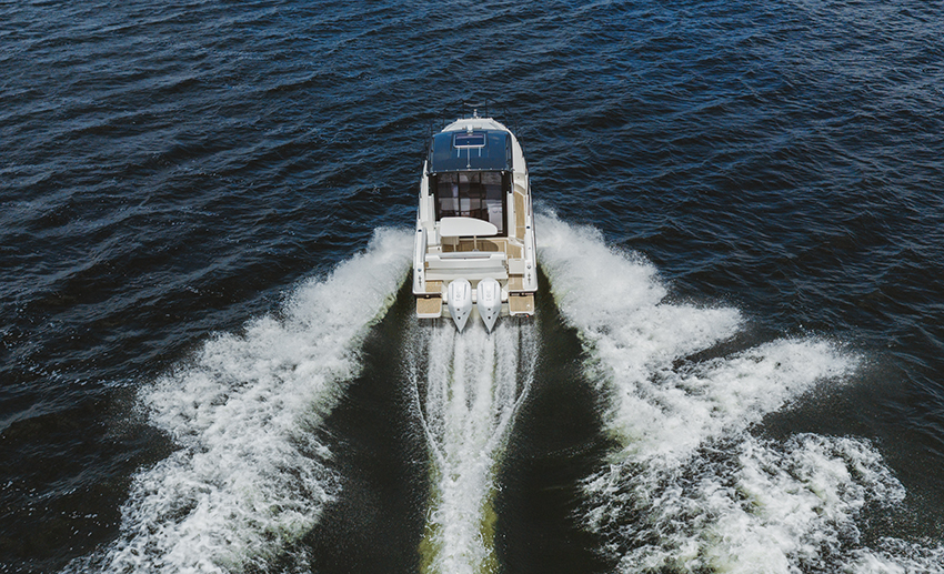 Quicksilver 905 Weekend
