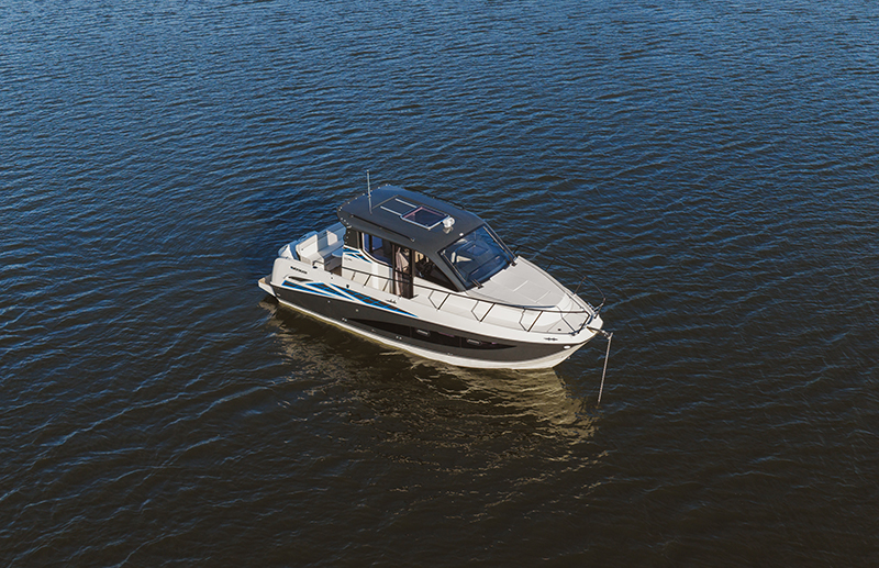 Quicksilver 905 Weekend