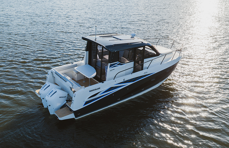 Quicksilver 905 Weekend